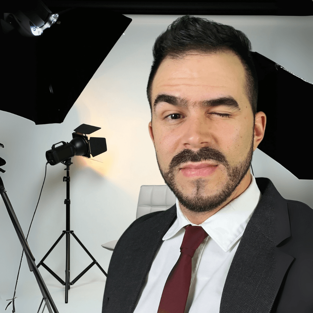 Alejandro R.